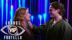Grande Fratello VIP - La sorpresa per Varsi da parte di sua madre