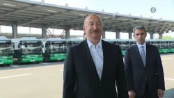 Prezident İlham Əliyev Naxçıvanda elektrik mühərrikli yeni avtobuslara baxıb