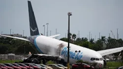 Pilot warned plane was going too fast before overshooting Miami runway, killing 5