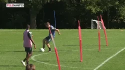 FCN: ROBINET, AN UNCONVENTIONAL STRIKER