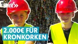 Müll zu Geld machen: Jungs sammeln Kronkorken für einen guten Zweck