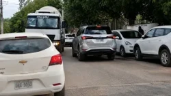 Driver pulls a firearm in front of a school in Asunción after road rage incident