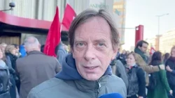 Theater Workers Strike: "Underpaid, Many Forced to Quit"