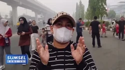 SOUTH SUMATRA TODAY - PALEMBANG CAR FREE DAY COVERED IN SMOG