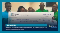 Muhanga: Abakorera mu rwego rw’Ubuzima mu Karere ka Muhanga baremeye bamwe mu baturage