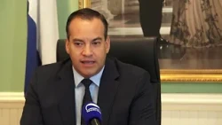 Minister di Finansa Geoffrey Wever ta splica e reduccion di prijs di combustibel
