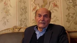 Giovani della restanza, l'abbraccio di Bersani: "Centrosinistra da curare se non dialoga con voi"