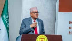 MADAXWEYNE CIRO OO SHEEGAY IN XUKUUMADIISA AY KA GO,AN TAHAY IN CADAALADA LAGU QAATO SHAQALAHA CUSUB
