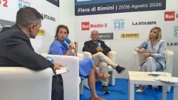 Adolescenti tra social, ansia e fragilità: Pellai e Ballerini spiegano cosa sta cambiando