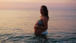 Da li je kupanje u bazenu, reci, jezeru i moru bezbedno tokom trudnoće?