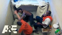 Inmates MACED During Lunch Room Fight | 60 Days In | A&E
