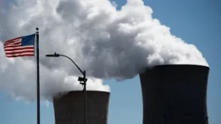 Energy secretary to discuss nuclear power during Illinois visit