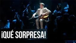 Nahuel Pennisi appeared among the crowd and graced the night with his guitar and voice for "Los m...