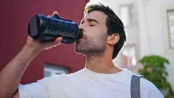 Water is the key to summer health, especially for young athletes