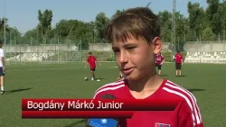 FOCITÁBOR A SÓSTÓI STADIONBAN