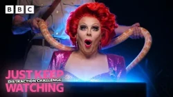 Can a Real Snake End La Voix’s Concentration Challenge? - BBC