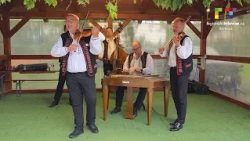 🎻🍷 RADOVESICE SE NA JEDEN VEČER PŘENESLY NA MORAVU!