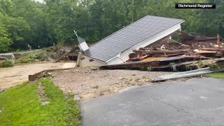At least 4 dead after flooding in Kentucky