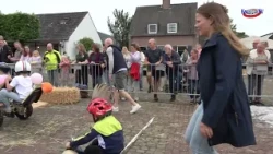 Soapbox Derby, Casteren