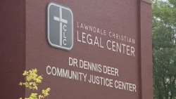 Dr. Dennis Deer Community Justice Center offers path beyond incarceration | Good News Chicago
