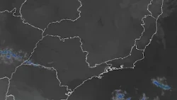 PREVISÃO DO TEMPO: FRENTE FRIA AVANÇA PELO LITORAL DO SUDESTE, MAS TEMPO SEGUE ESTÁVEL NA REGIÃO