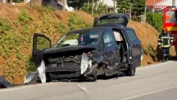 Two-car collision leaves three injured on Estrada da Beira