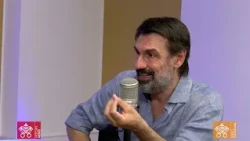 Fabrizio Gifuni: attore e personaggio s'incontrano nella "terra dei fantasmi"