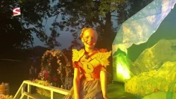 Packed crowds for children's open-air play BIS in Easterwierrum