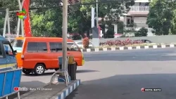 NATIONAL HOLIDAY, FEW PASSENGERS AND BATU TERMINAL IS DESERTED