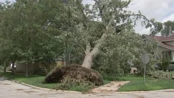 Chicago-area storm recovery: At least 7 storm-related deaths across Indiana; power outages continue