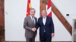 Chinese FM: China to expand green and trade cooperation with Denmark