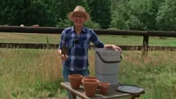 How to make BOKASHI | "Gabi's Garden" with Gabi Pratz