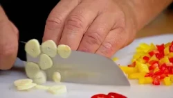 White Tomato Cream Soup | “Michi Cooks Veggie” with Michael Nowicki