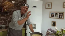 România în bucate: Cartofi noi prajiţi şi mujdei lipovenesc (@TVR Cluj)