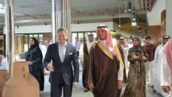 استقبل مايك سنيسبي سعادة الدكتور عبداللطيف العبداللطيف، الرئيس التنفيذي للهيئة العامة لتنظيم الإعلام