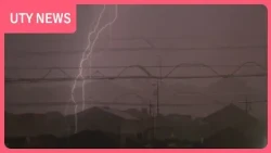 「ドーンとなった...窓を開けたら隣の屋根が燃えていた」落雷で火事か　20日夜は広い範囲で雷雨　停電も　山梨