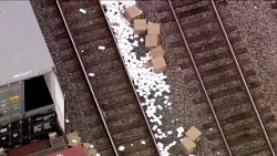 Chicago police investigate suspected freight train burglary