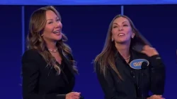Team Taylor Dayne Take on Fast Money | Celebrity Family Feud