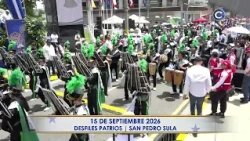 La banda de guerra del Centro Técnico Hondureño Alemán la rompe en el desfile 🇭🇳🥁