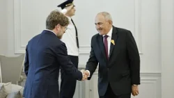 Վարչապետը հրաժեշտի հանդիպում է ունեցել ՀՀ–ում Ֆրանսիայի դեսպանի հետ