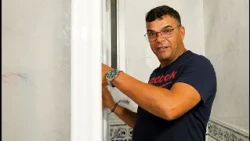 Andalucía a dedo | El invento de un camionero que permite ducharse dos personas sin frío