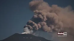 New Etna eruption, flight chaos in Catania