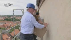 New nesting aid for kestrels installed on the Stiftsberg facade - RFH Aktuell